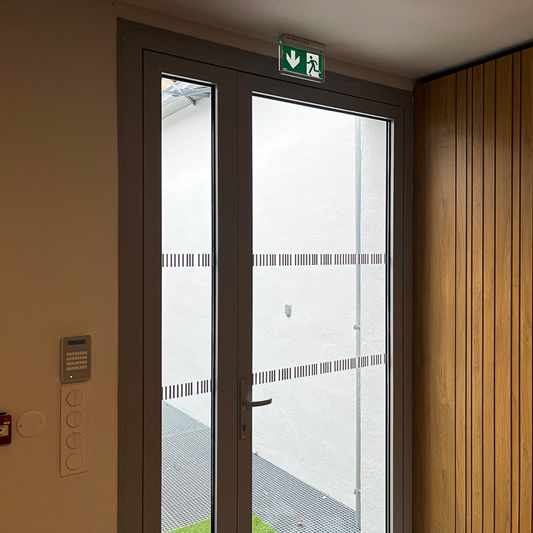 bande-de-vigilance-porte