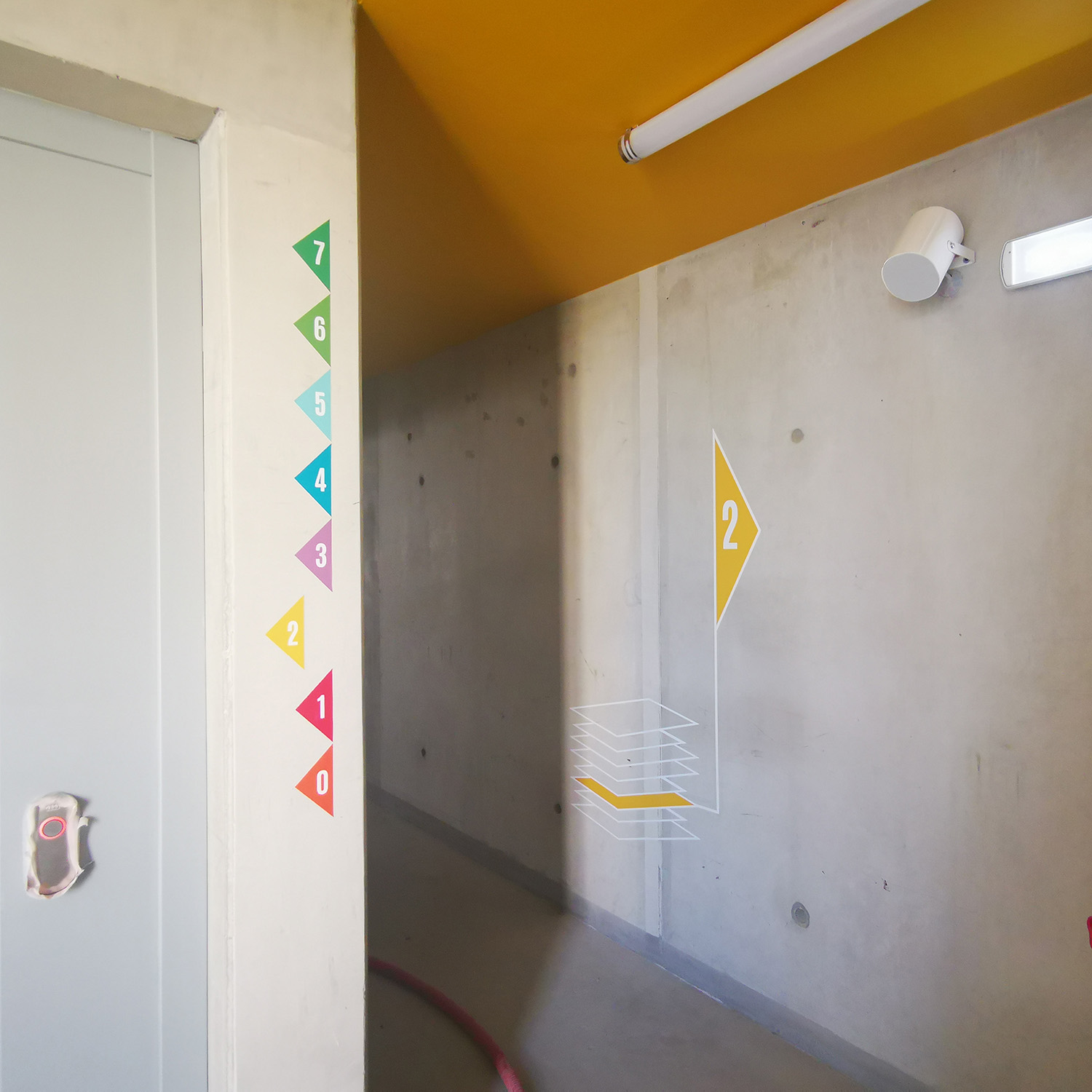 wayfinding-signaletique-directionelle-parking-cartoucherie-ascenceur
