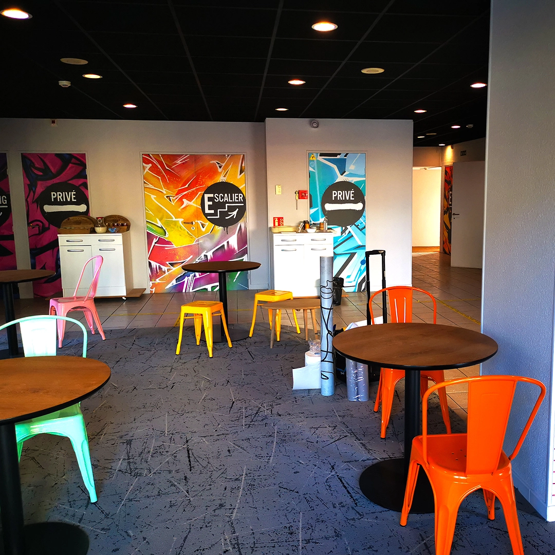 HLVELE-ibis-accueil-interieur-decoration
