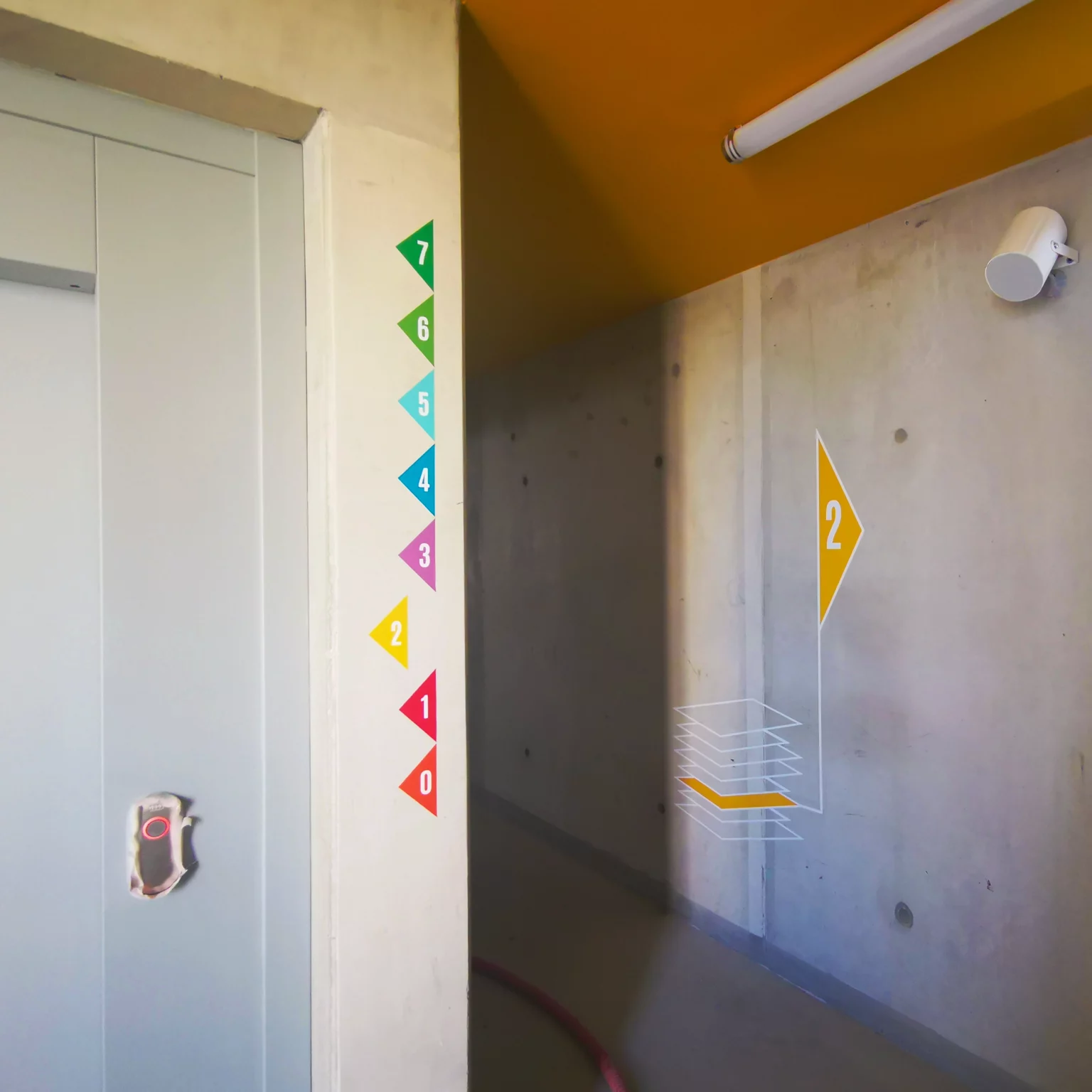 SODLB-num-etage-adhesif-parking-cartoucherie